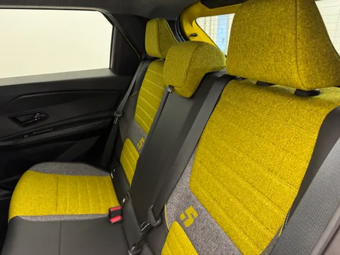 DY25VTX Renault 5 110kW Iconic Five Comfort Range 52kWh 5dr Auto Thumbnail #10