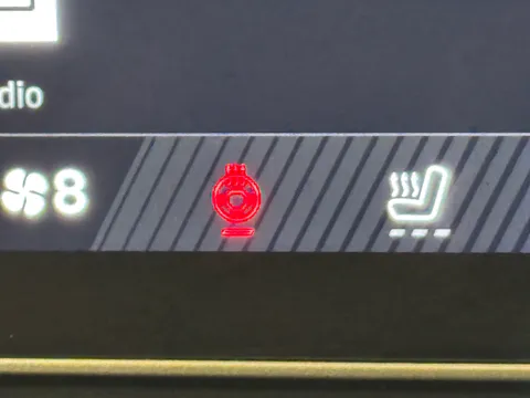 DY25VTX Renault 5 110kW Iconic Five Comfort Range 52kWh 5dr Auto Thumbnail #25