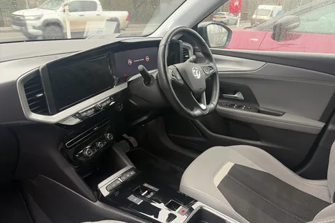DY72EOE Vauxhall Mokka 100kW Elite Premium 50kWh 5dr Auto Thumbnail #4