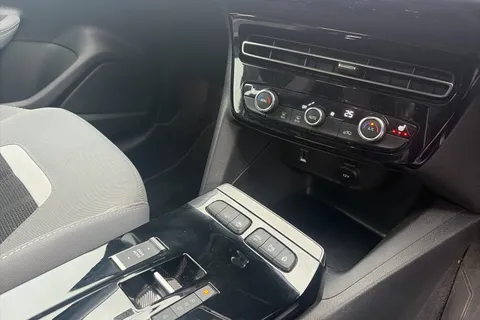 DY72EOE Vauxhall Mokka 100kW Elite Premium 50kWh 5dr Auto Thumbnail #13