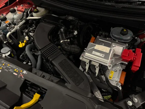 DS25ECX Renault Rafale E-Tech FHEV Techno Esprit Alpine 5dr Auto 4C Thumbnail #30