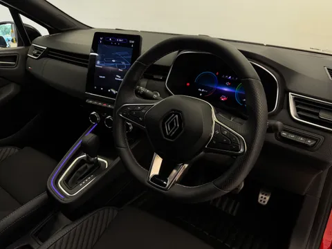 DV74MDX Renault Clio 1.6 E-TECH full hybrid 145 Esprit Alpine 5dr Auto Thumbnail #19