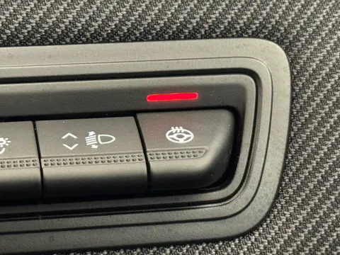 DV74MDX Renault Clio 1.6 E-TECH full hybrid 145 Esprit Alpine 5dr Auto Thumbnail #27