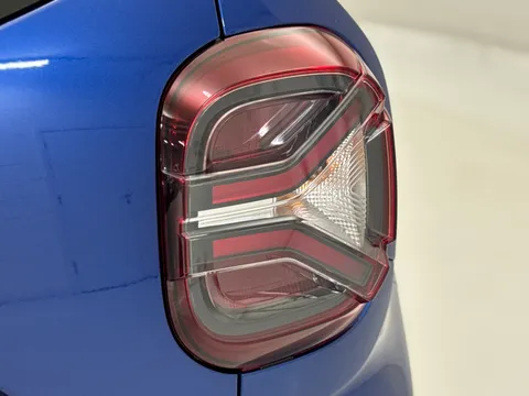 DX22RZS Dacia Duster 1.0 TCe 100 Bi-Fuel Prestige 5dr Thumbnail #34