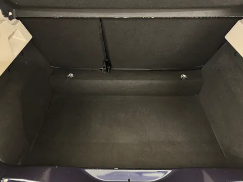 LV71KCU Renault Zoe 100kW Riviera Limited Edn R135 50kWh RC 5dr Auto Thumbnail #9