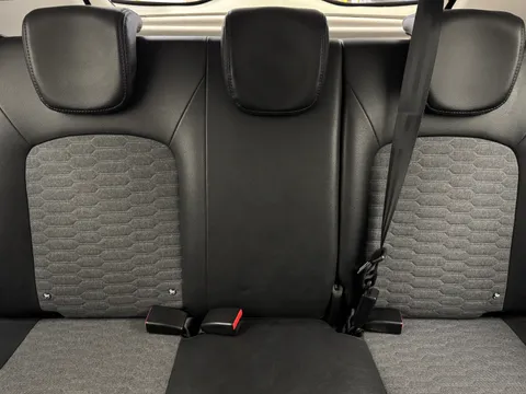 LV71KCU Renault Zoe 100kW Riviera Limited Edn R135 50kWh RC 5dr Auto Thumbnail #16