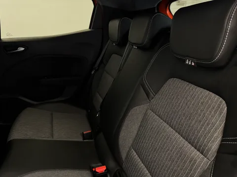 DU73ZKB Renault Clio 1.0 TCe 90 Techno 5dr Thumbnail #14