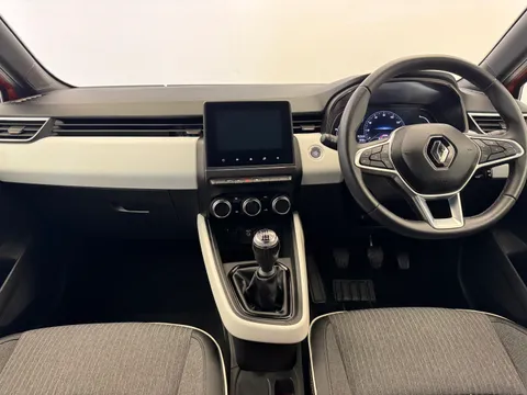 DU73ZKB Renault Clio 1.0 TCe 90 Techno 5dr Thumbnail #10