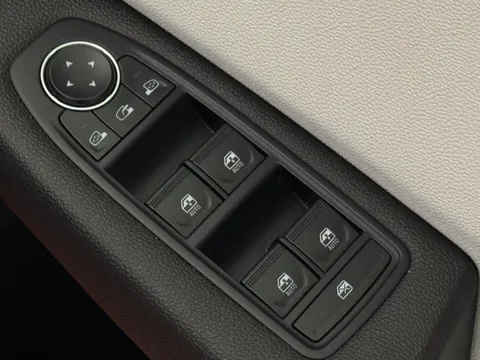 DU73ZKB Renault Clio 1.0 TCe 90 Techno 5dr Thumbnail #22