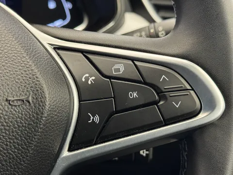 DU73ZKB Renault Clio 1.0 TCe 90 Techno 5dr Thumbnail #30