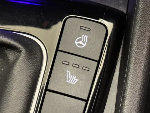 EA22AXK Hyundai Tucson 1.6 TGDi Premium 5dr 2WD Thumbnail #31