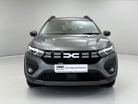 OO04STZ Dacia Jogger 1.6 HEV Extreme SE 5dr Auto Thumbnail #2