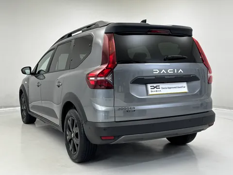 OO04STZ Dacia Jogger 1.6 HEV Extreme SE 5dr Auto Thumbnail #8