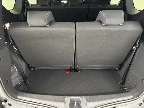 OO04STZ Dacia Jogger 1.6 HEV Extreme SE 5dr Auto Thumbnail #10