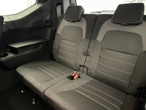 OO04STZ Dacia Jogger 1.6 HEV Extreme SE 5dr Auto Thumbnail #12