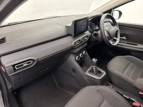 OO04STZ Dacia Jogger 1.6 HEV Extreme SE 5dr Auto Thumbnail #14