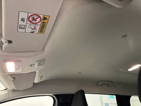 OO04STZ Dacia Jogger 1.6 HEV Extreme SE 5dr Auto Thumbnail #16