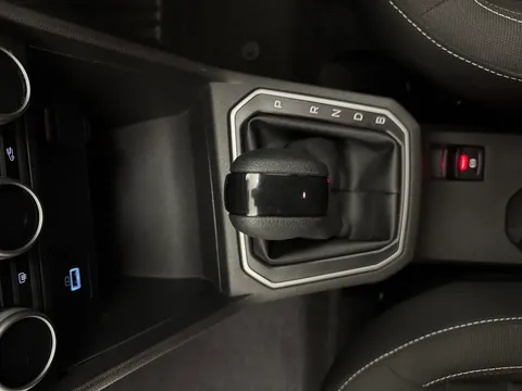 OO04STZ Dacia Jogger 1.6 HEV Extreme SE 5dr Auto Thumbnail #17