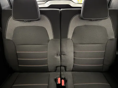 OO04STZ Dacia Jogger 1.6 HEV Extreme SE 5dr Auto Thumbnail #19