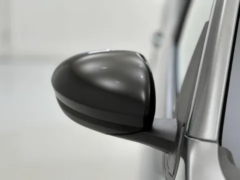 OO04STZ Dacia Jogger 1.6 HEV Extreme SE 5dr Auto Thumbnail #31