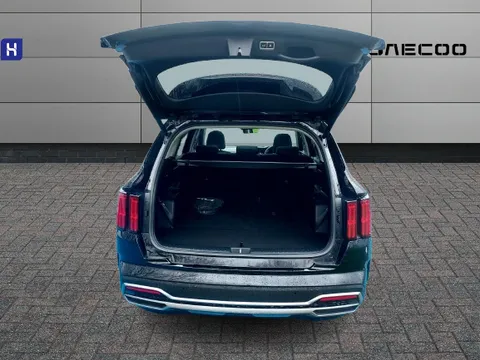 MD73ZYN Kia Sorento 1.6 T-GDi PHEV Vision 5dr Auto Thumbnail #10