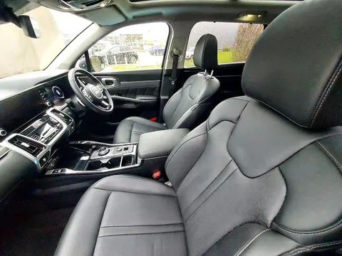 MD73ZYN Kia Sorento 1.6 T-GDi PHEV Vision 5dr Auto Thumbnail #21