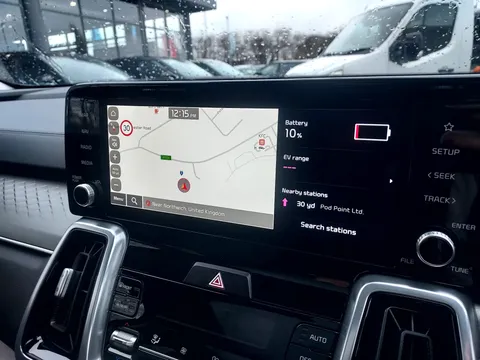 MD73ZYN Kia Sorento 1.6 T-GDi PHEV Vision 5dr Auto Thumbnail #24