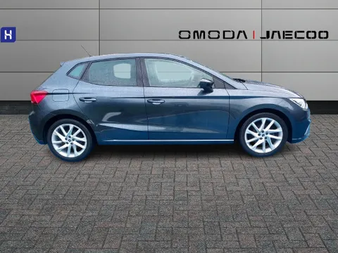 DE71YPT SEAT Ibiza 1.0 TSI 95 FR 5dr Thumbnail #9