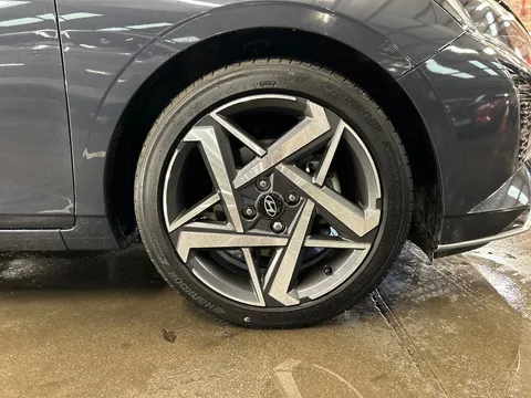 EA25YXD Hyundai i20 1.0T GDi Premium 5dr Thumbnail #13