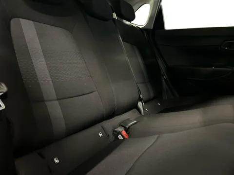 EA25YXD Hyundai i20 1.0T GDi Premium 5dr Thumbnail #15