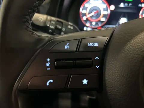 EA25YXD Hyundai i20 1.0T GDi Premium 5dr Thumbnail #24