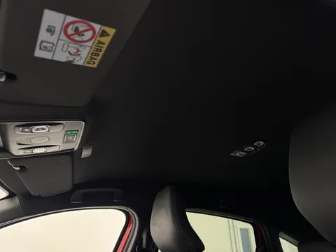 HK74RDV Renault ARKANA 1.6 E-Tech FHEV 145 Esprit Alpine 5dr Auto Thumbnail #14