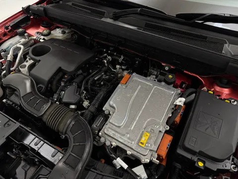 HK74RDV Renault ARKANA 1.6 E-Tech FHEV 145 Esprit Alpine 5dr Auto Thumbnail #29