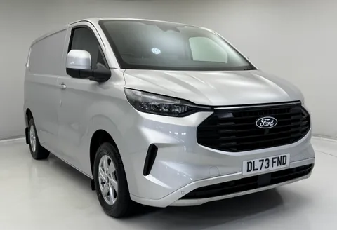 DL73FND Ford Transit Custom 2.0 EcoBlue 136ps H1 Van Limited Thumbnail #3