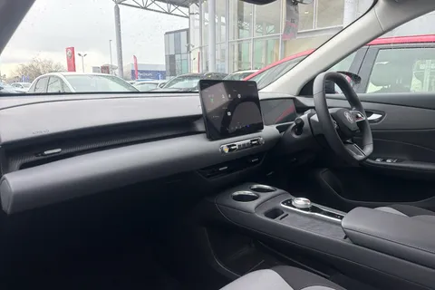 MM75UCH Mg Motor Uk MGS5 125kW SE EV 49kWh 5dr Auto Thumbnail #3