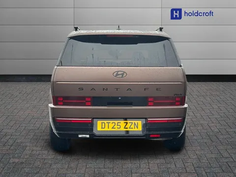 DT25ZZN Hyundai Santa Fe 1.6 TGDi PHEV Calligraphy 5dr 4WD Auto [6 Seats] Thumbnail #14