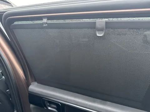 DT25ZZN Hyundai Santa Fe 1.6 TGDi PHEV Calligraphy 5dr 4WD Auto [6 Seats] Thumbnail #23