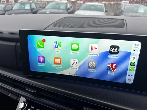 DT25ZZN Hyundai Santa Fe 1.6 TGDi PHEV Calligraphy 5dr 4WD Auto [6 Seats] Thumbnail #6