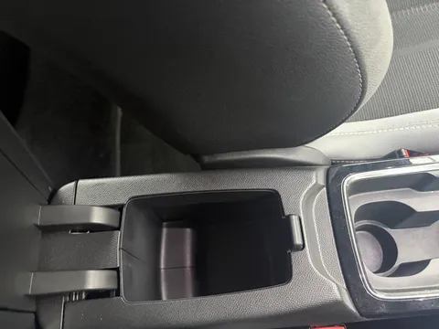 DY72EOE Vauxhall Mokka 100kW Elite Premium 50kWh 5dr Auto Thumbnail #49