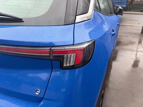 DY72EOE Vauxhall Mokka 100kW Elite Premium 50kWh 5dr Auto Thumbnail #60