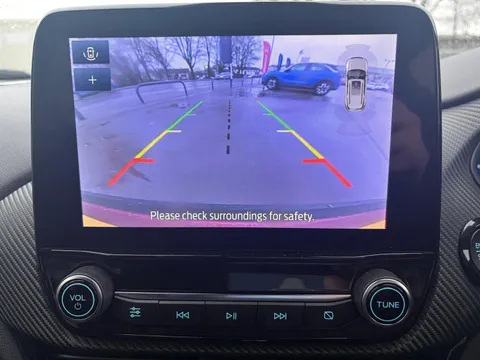 MC23XOS Ford Puma 1.0 EcoBoost Hybrid mHEV 155 Vivid Ruby Ed 5dr DCT Thumbnail #14