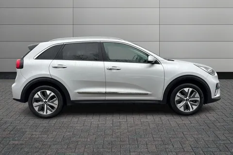 SG70MDX Kia E-Niro 150kW 4 64kWh 5dr Auto Thumbnail #6
