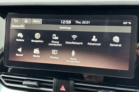 SG70MDX Kia E-Niro 150kW 4 64kWh 5dr Auto Thumbnail #17