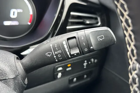 SG70MDX Kia E-Niro 150kW 4 64kWh 5dr Auto Thumbnail #27