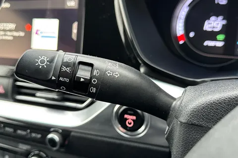 SG70MDX Kia E-Niro 150kW 4 64kWh 5dr Auto Thumbnail #28