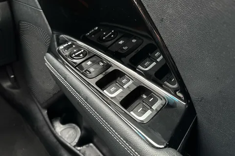 SG70MDX Kia E-Niro 150kW 4 64kWh 5dr Auto Thumbnail #31