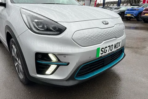 SG70MDX Kia E-Niro 150kW 4 64kWh 5dr Auto Thumbnail #33