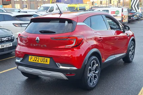 PJ22UOA Renault Captur 1.3 TCE 140 SE Edition 5dr EDC Thumbnail #20