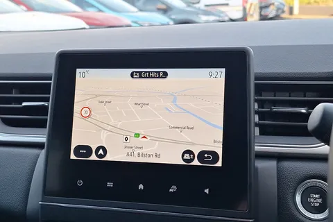 PJ22UOA Renault Captur 1.3 TCE 140 SE Edition 5dr EDC Thumbnail #40