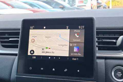 PJ22UOA Renault Captur 1.3 TCE 140 SE Edition 5dr EDC Thumbnail #41